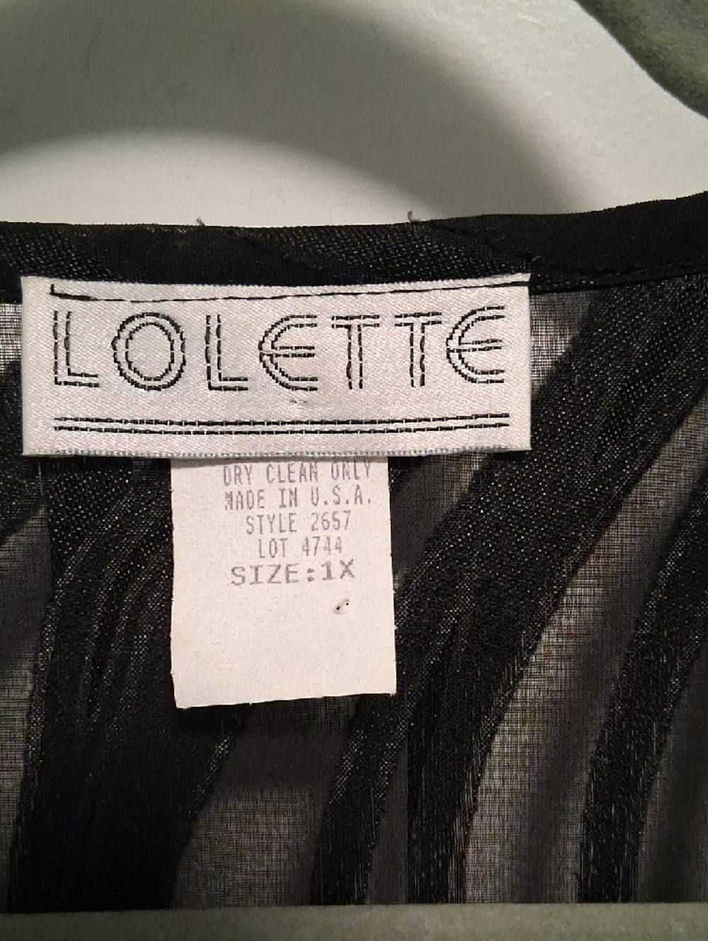 Black Sheer Wave-Pattern Robe with Feather Trim - Picture 2 of 4
